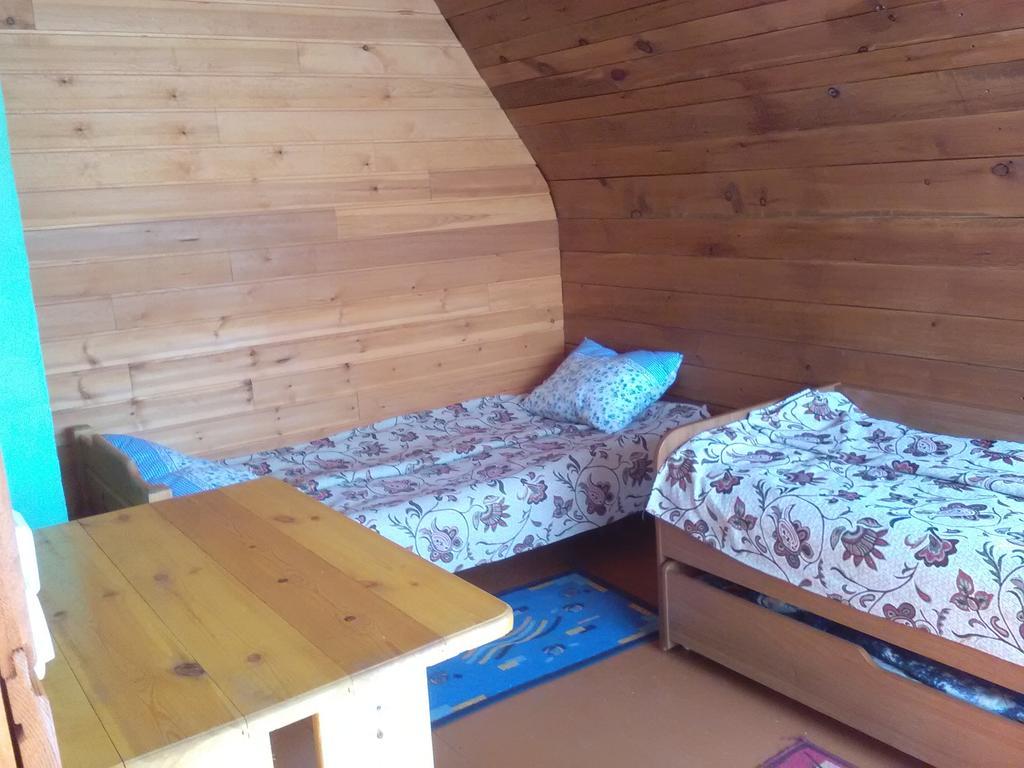 Guest House On Ulitsa Baikalskaia 81 Хужир Екстериор снимка