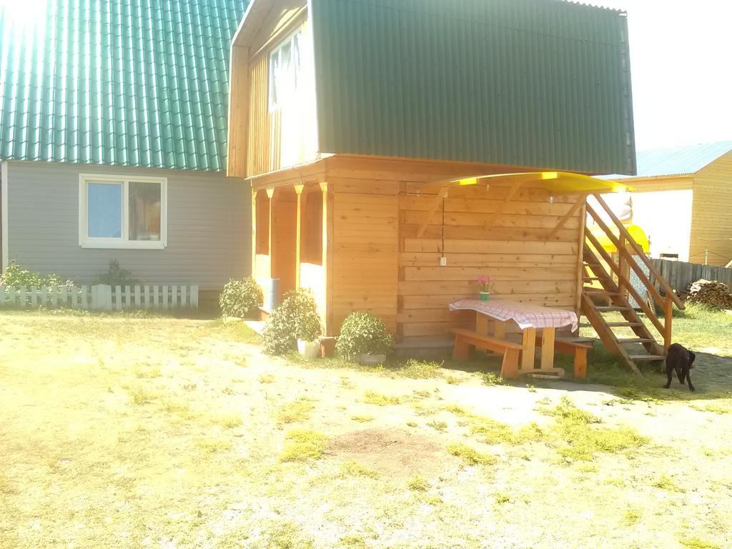 Guest House On Ulitsa Baikalskaia 81 Хужир Екстериор снимка